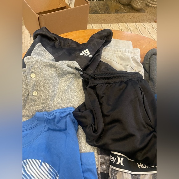 Lot of Boys Clothes size Large and X-large - Picture 3 of 7